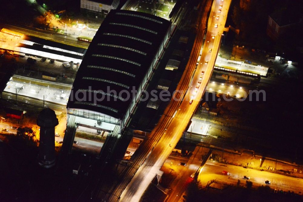 Aerial image Berlin - Night shot Upgrading and construction site of the Berlin S-Bahn station Ostkreuz