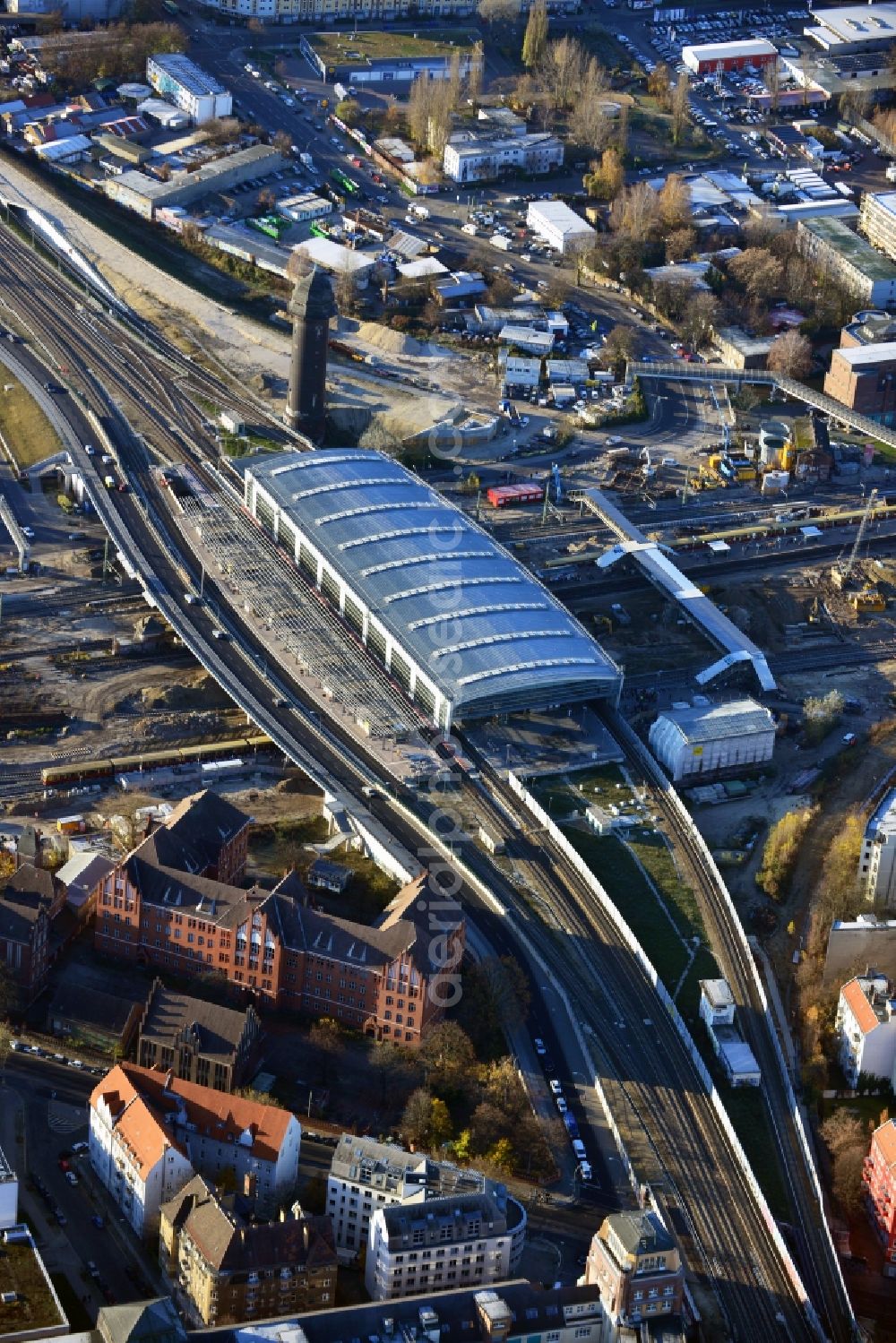 Berlin from the bird's eye view: Construction site of the alteration and new build Berlin S-Bahn station Ostkreuz