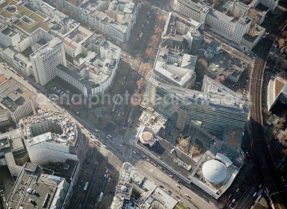 Aerial image Berlin - Charlottenburg - Um- und Neubau des Kranzlerecks sowie Neubau auf dem Gelände des abgerissenen Panoptikums am Kurfürstendamm in Berlin - Charlottenburg.