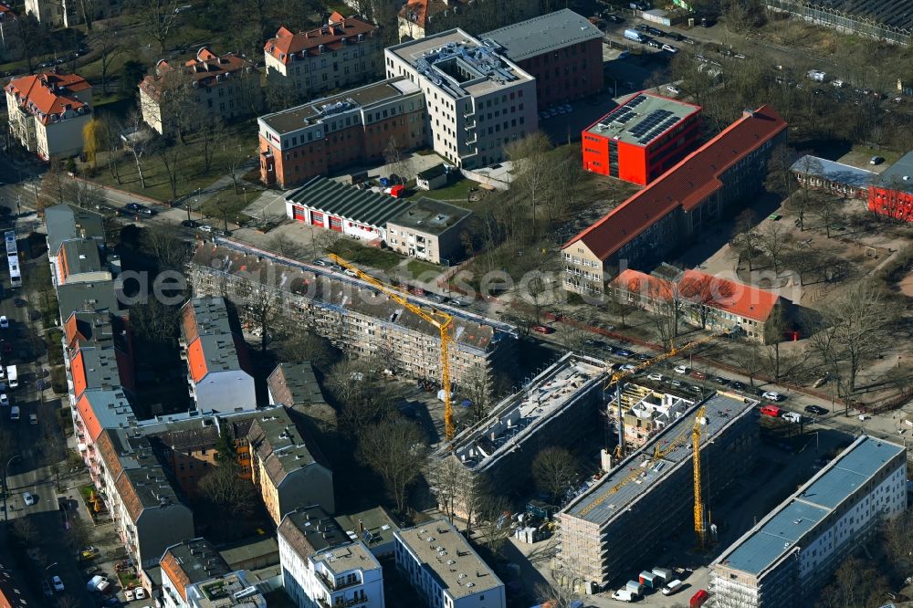 Aerial image Berlin - Construction for the reconstruction and expansion of the old buildings on Stiftsweg in the district Pankow in Berlin, Germany