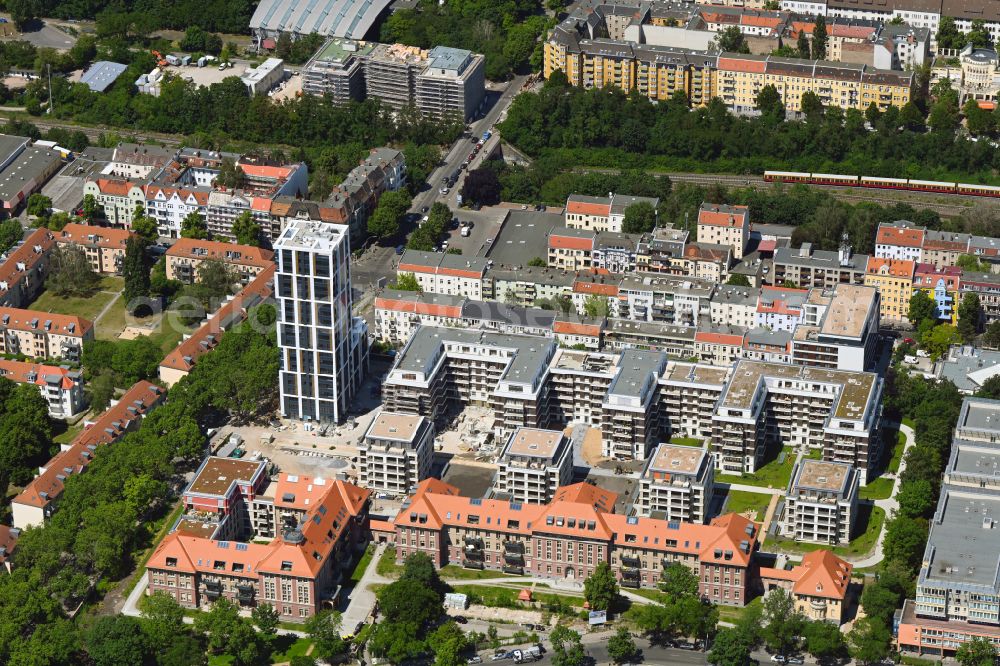 Berlin from above - Construction for the reconstruction and expansion of the old buildings listed building on Mariendorfer Weg in the district Neukoelln in Berlin