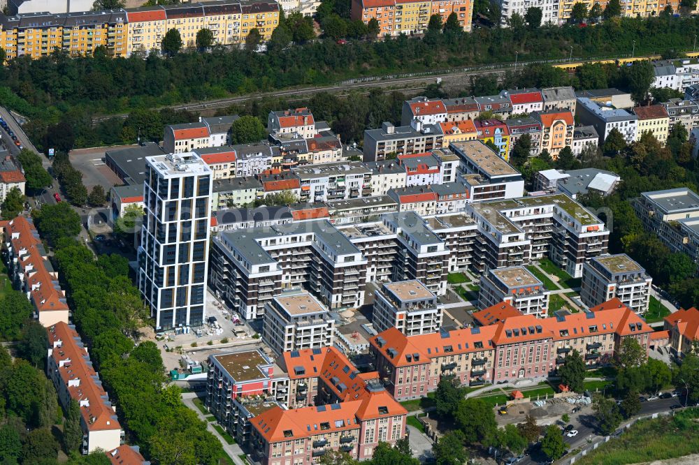 Aerial photograph Berlin - Construction for the reconstruction and expansion of the old buildings listed building on Mariendorfer Weg in the district Neukoelln in Berlin