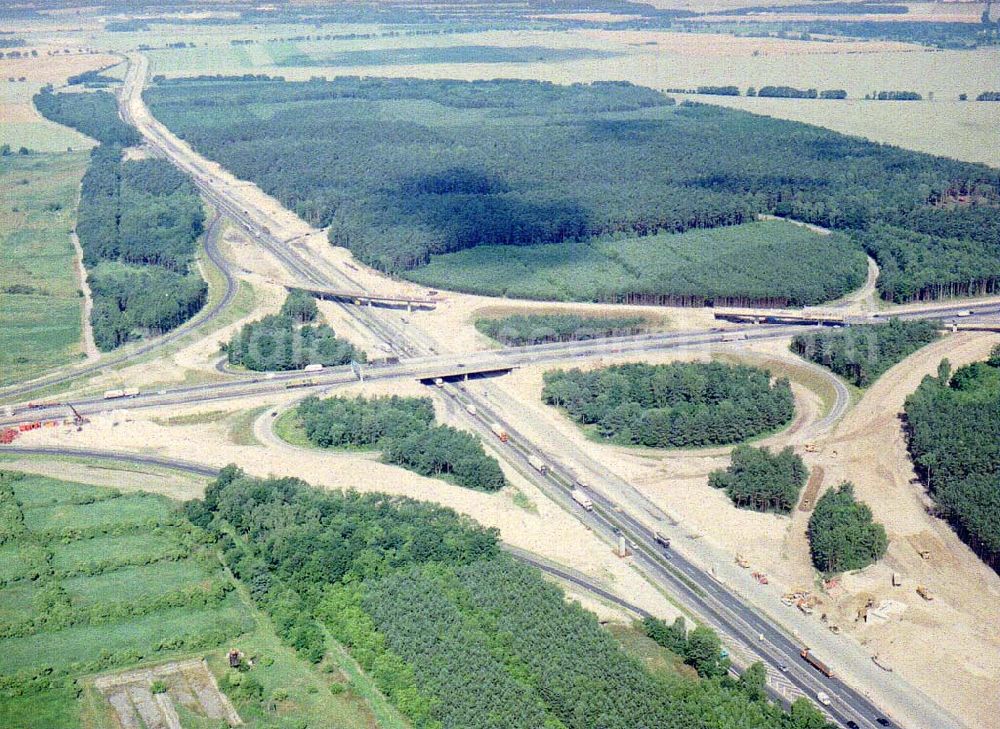 Schönefeld / Brandenburg from the bird's eye view: Umbau des Autobahndreiecks Schönefeld am Berliner Ring in Brandenburg.