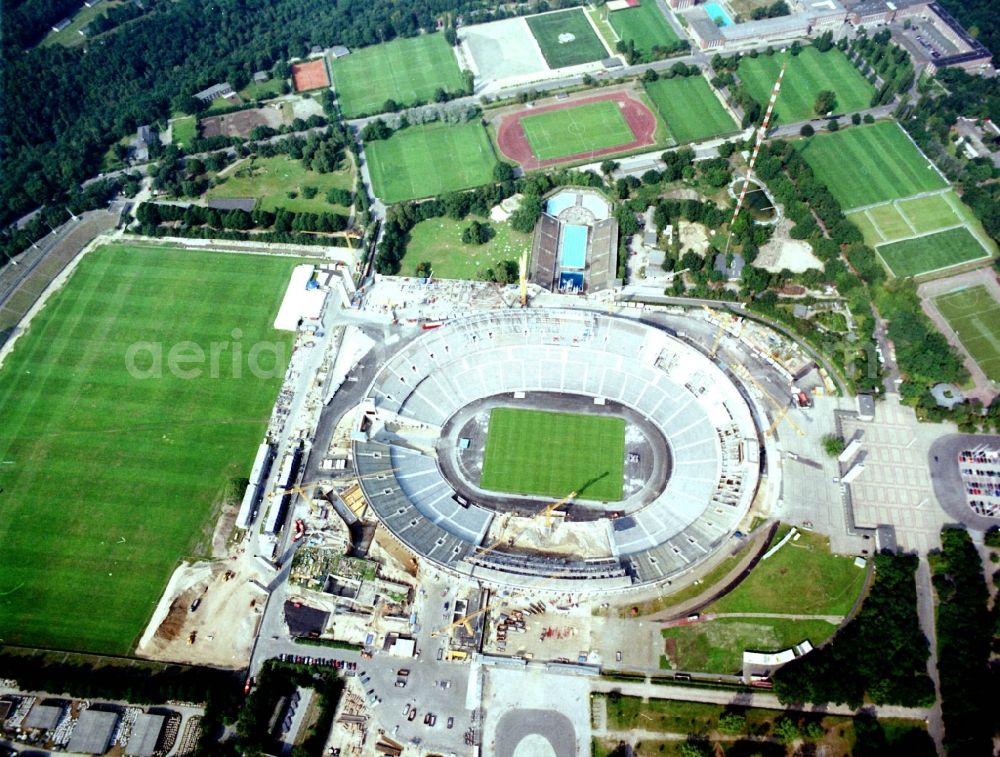 Aerial image Berlin - Extension and conversion site on the sports ground of the stadium Olympiastadion on Maifeld in the district Westend in Berlin, Germany