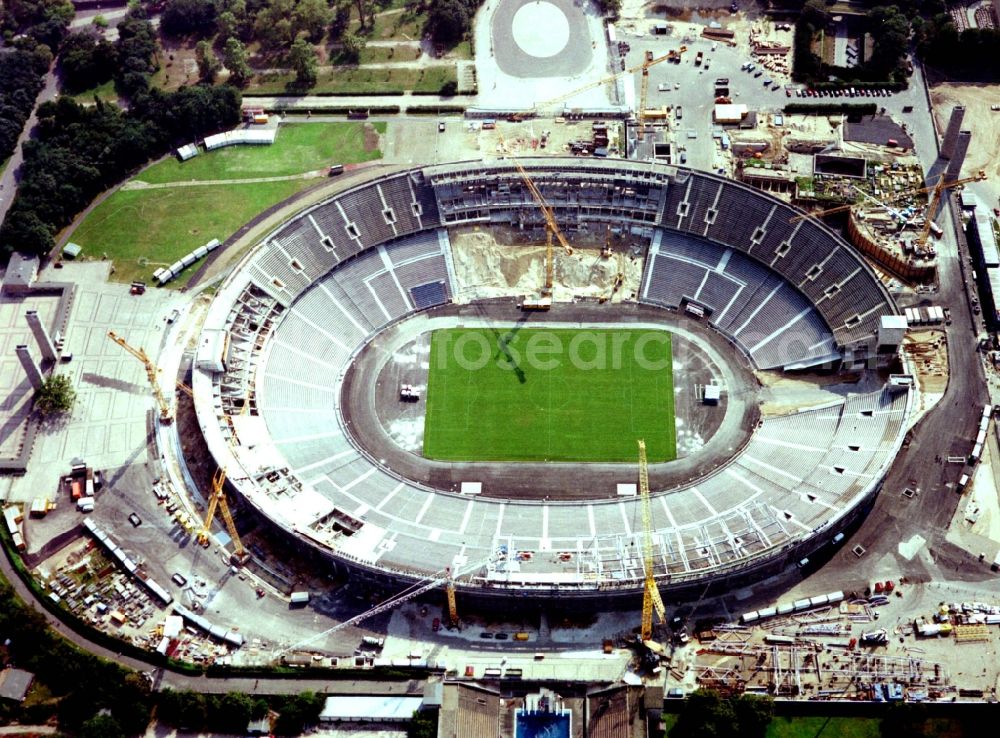 Aerial image Berlin - Extension and conversion site on the sports ground of the stadium Olympiastadion on Maifeld in the district Westend in Berlin, Germany