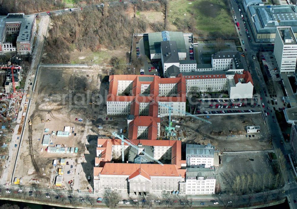 Aerial image Berlin-Tiergarten - Umbau des Bendlerblocks in der Stauffenbergstraße zum Bundesverteidigungsministeriums.