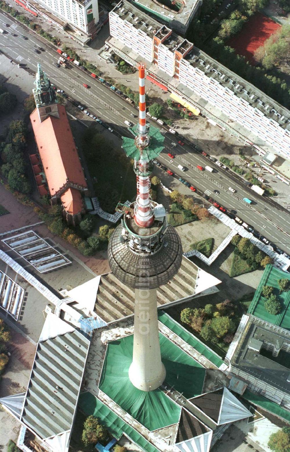 Aerial image Berlin - Umbau des Berliner Fernsehturmes am Alex.14.10.1997