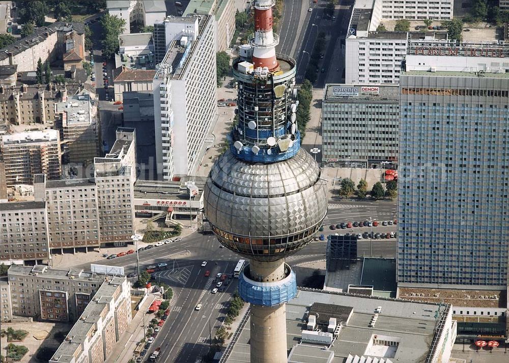 Aerial image Berlin - Umbau des Berliner Fernsehturmes am Alexanderplatz.