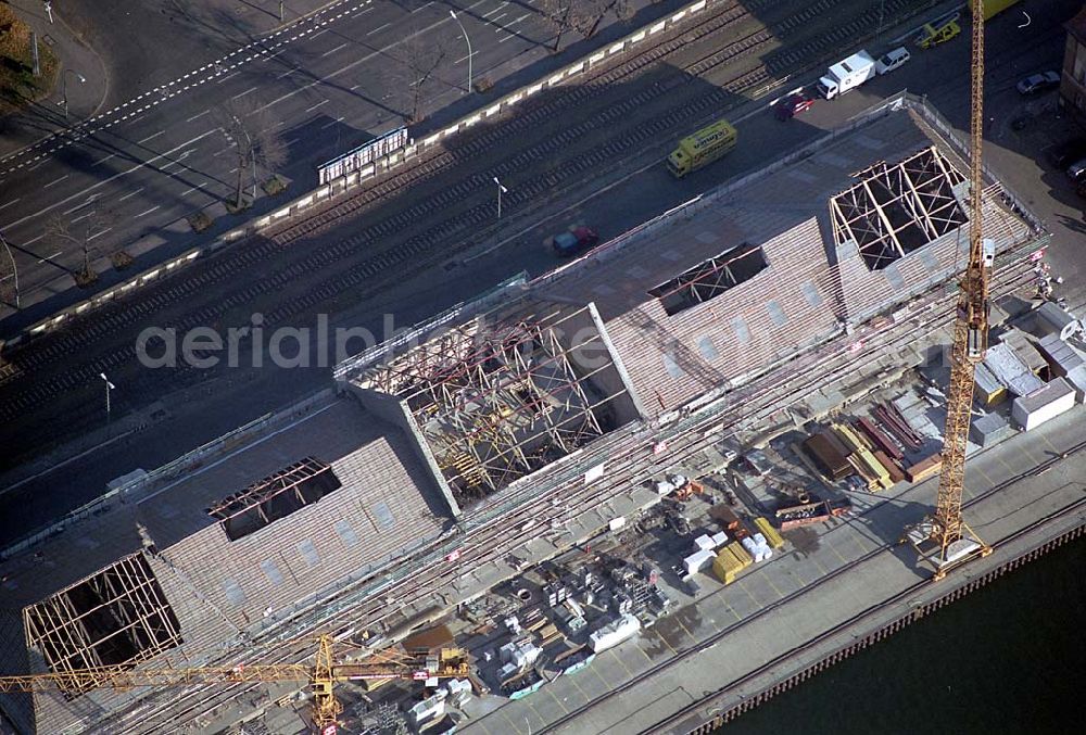 Aerial image Berlin Mitte - 11.11.2003 Umbau am Berliner Ostbahnhof / Osthafen Umbau durch TRAPP, Investor BEHALA