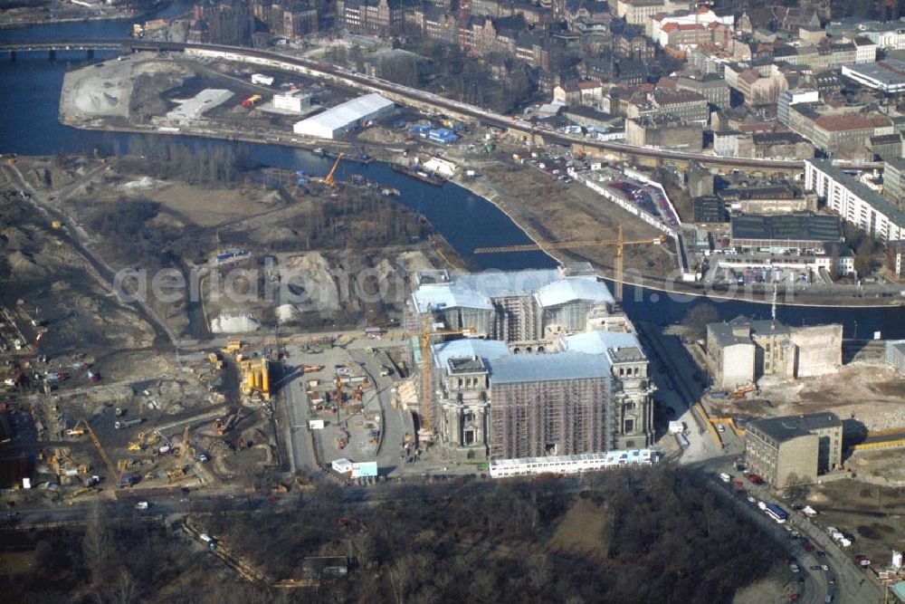 Berlin / Tiergarten from the bird's eye view: Umbau des Berliner Reichstages 1995