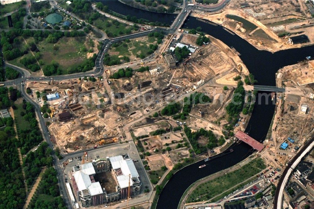 Aerial image Berlin-Tiergarten - Umbau des Berliner Spreebogens am Reichstag