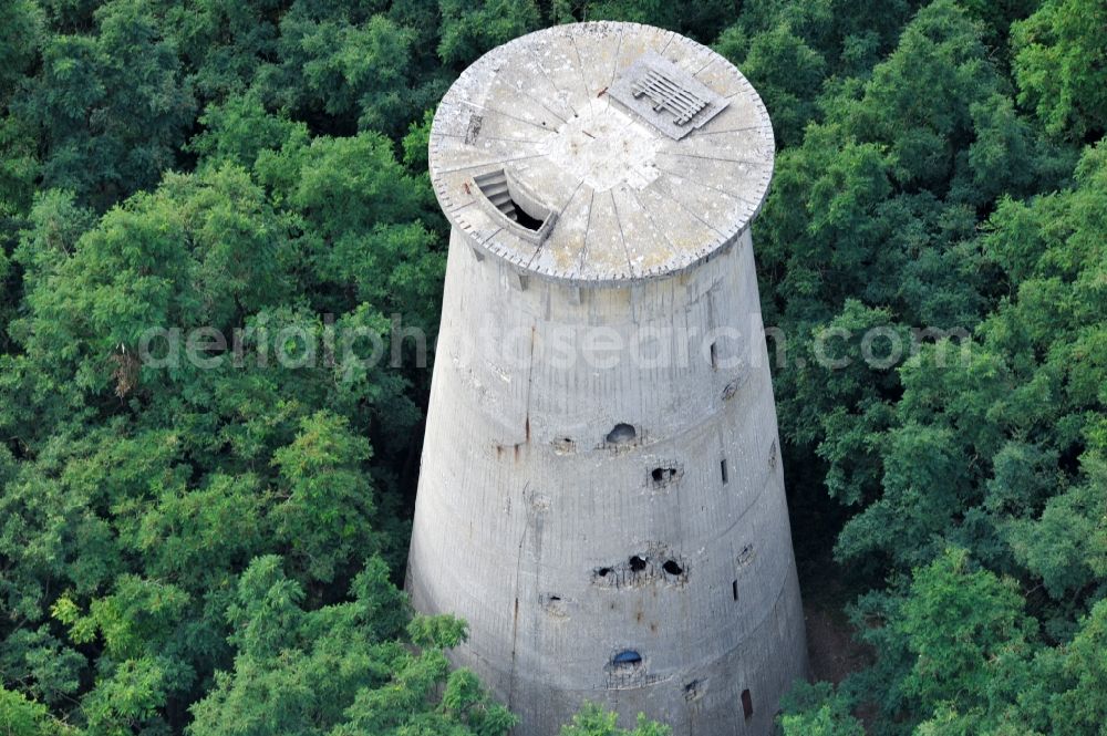 Weesow from the bird's eye view: Reconstruction of the concrete tower of the formally militarily used property Radarturm Weesow in Weesow in the state of Brandenburg, Germany