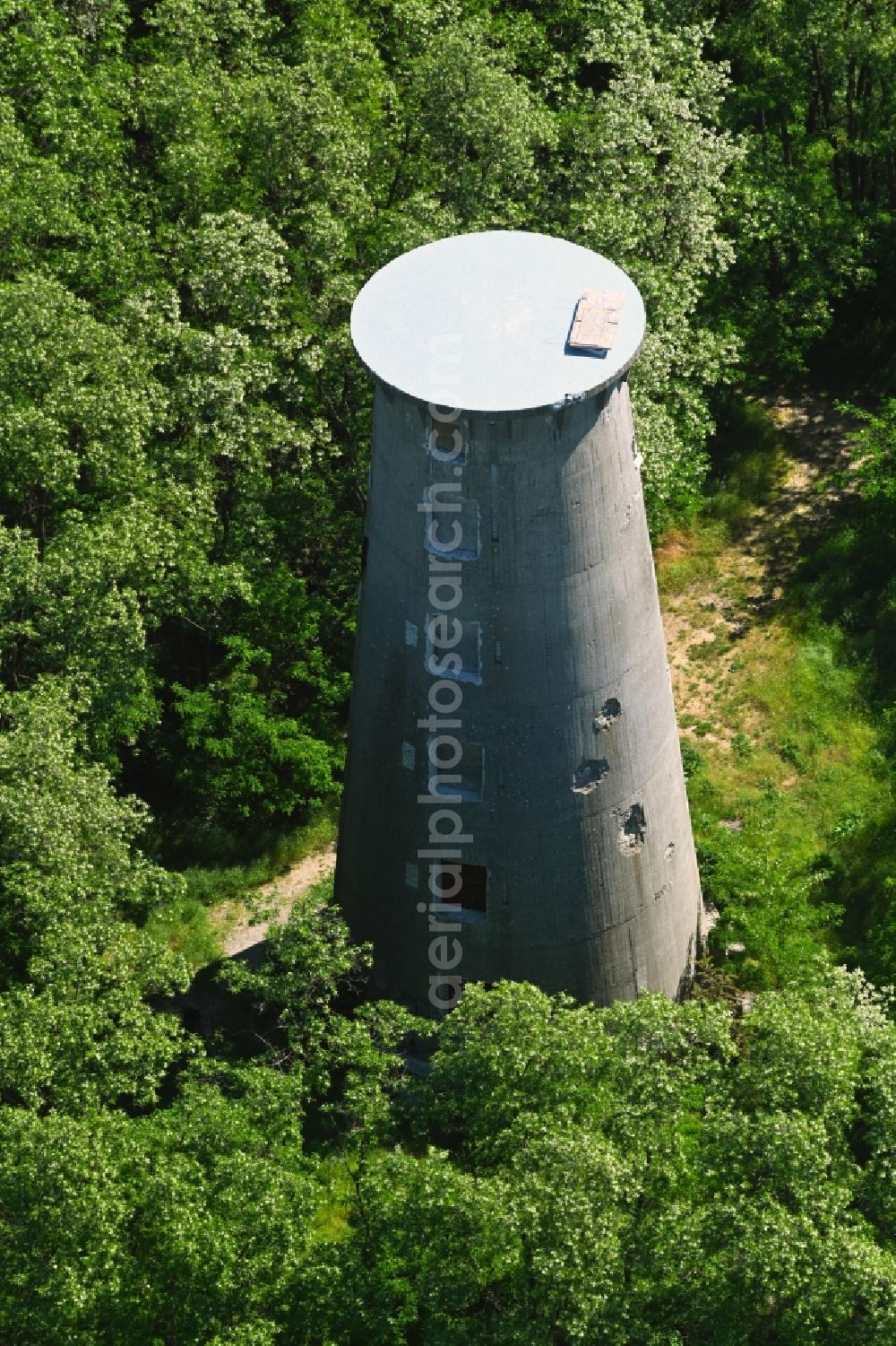 Aerial photograph Weesow - Reconstruction of the concrete tower of the formally militarily used property Radarturm Weesow in Weesow in the state of Brandenburg, Germany