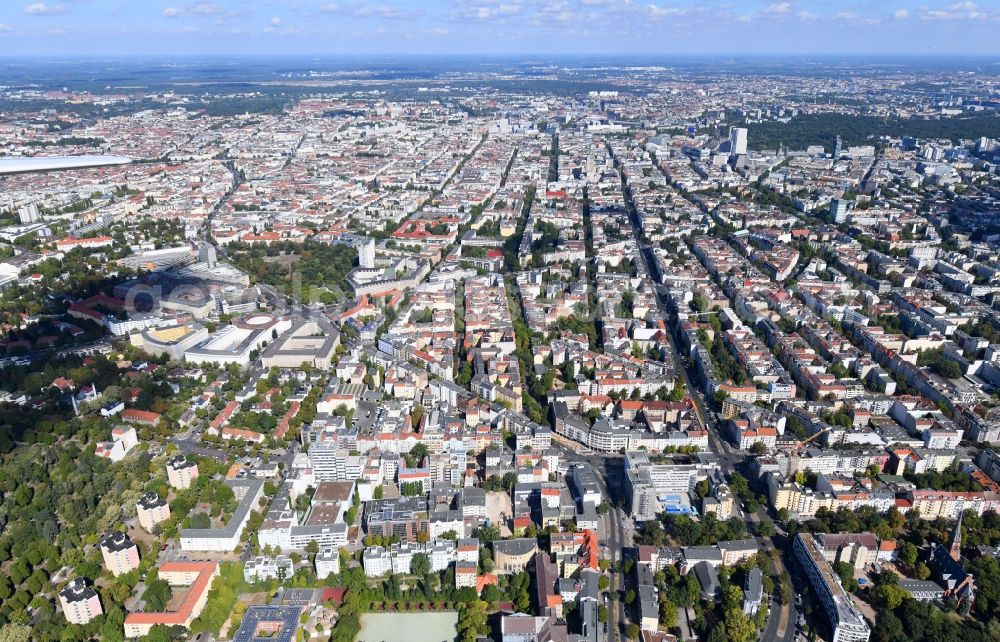 Aerial image Berlin - Construction site for reconstruction and modernization and renovation of an office and commercial building on Blissestrasse in the district Wilmersdorf in Berlin, Germany