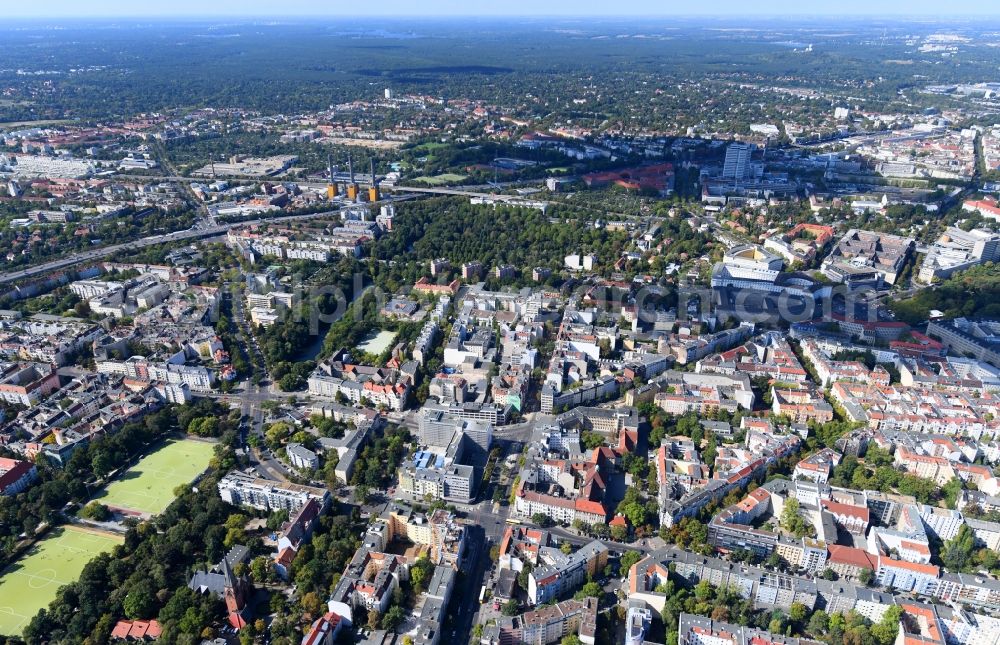 Aerial photograph Berlin - Construction site for reconstruction and modernization and renovation of an office and commercial building on Blissestrasse in the district Wilmersdorf in Berlin, Germany