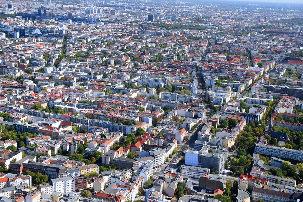 Berlin from above - Construction site for reconstruction and modernization and renovation of an office and commercial building on Blissestrasse in the district Wilmersdorf in Berlin, Germany