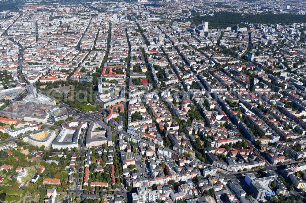 Berlin from above - Construction site for reconstruction and modernization and renovation of an office and commercial building on Blissestrasse in the district Wilmersdorf in Berlin, Germany