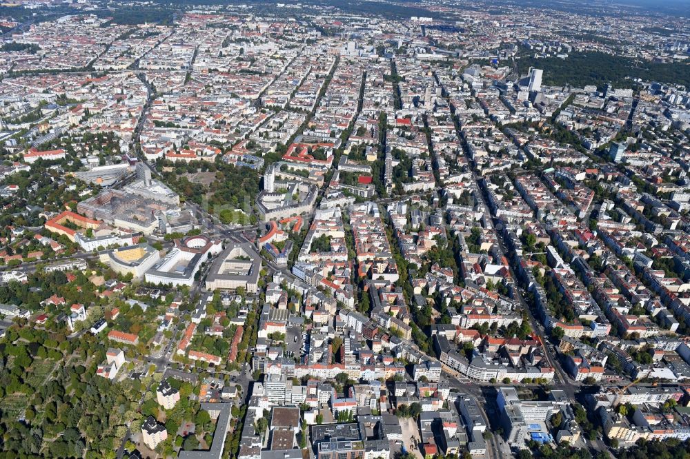 Berlin from the bird's eye view: Construction site for reconstruction and modernization and renovation of an office and commercial building on Blissestrasse in the district Wilmersdorf in Berlin, Germany