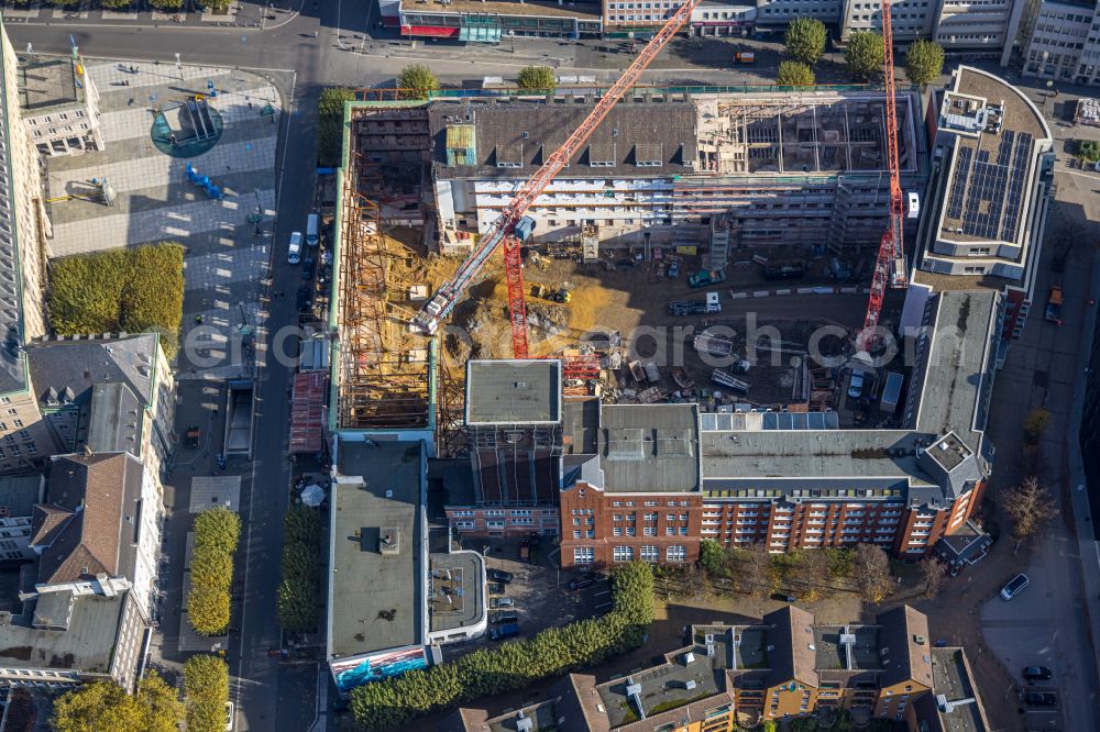 Aerial image Bochum - Construction site for reconstruction and modernization and renovation of an office and commercial building Haus of Wissens (HdW) on place Willy-Brandt-Platz in Bochum at Ruhrgebiet in the state North Rhine-Westphalia, Germany