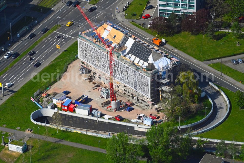 Dresden from the bird's eye view: Construction site for reconstruction and modernization and renovation of an office and commercial building on Sidonienstrasse in Dresden in the state Saxony, Germany