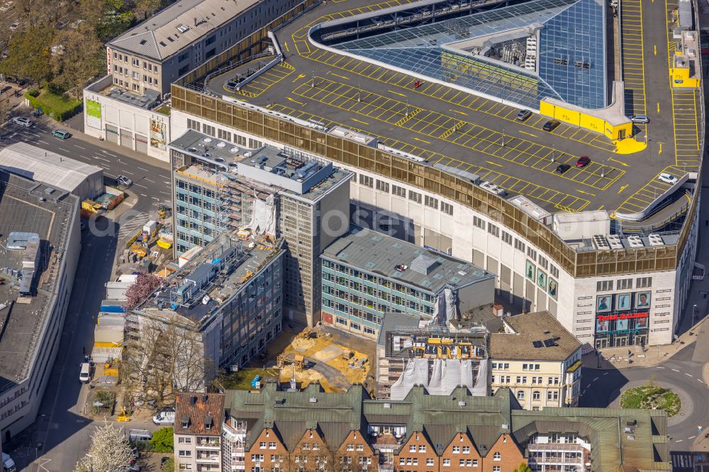 Aerial photograph Dortmund - Construction site for the conversion and modernization and renovation of an office and commercial building to the hotel Prizeotel Dortmund-City on Hoevelstrasse - Westenhellweg in the district City-West in Dortmund in the Ruhr area in the state North Rhine-Westphalia, Germany