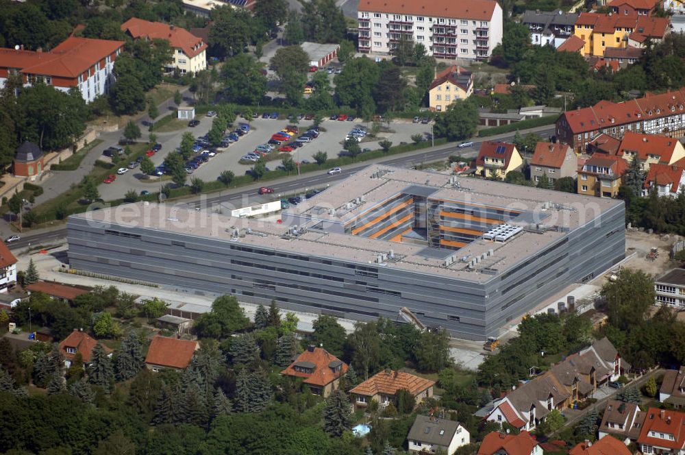 Aerial photograph Bad Langensalza - Blick auf Umbau und Erweiterung des Thüringer Medizinal - , Lebensmittel - und Veterinäruntersuchungsamtes (TMLVUA) in Bad Langensalza. Die Anfänge des Amtes liegen im Bau der Bezirkstierklinik Langensalza im Jahr 1954. Das Untersuchungsamt dient dem Zweck der Kontrolle. Adresse: Thüringer Medizinal - , Lebensmittel - und Veterinäruntersuchungsamt, Tennstedter Straße 9, 99947 Bad Langensalza