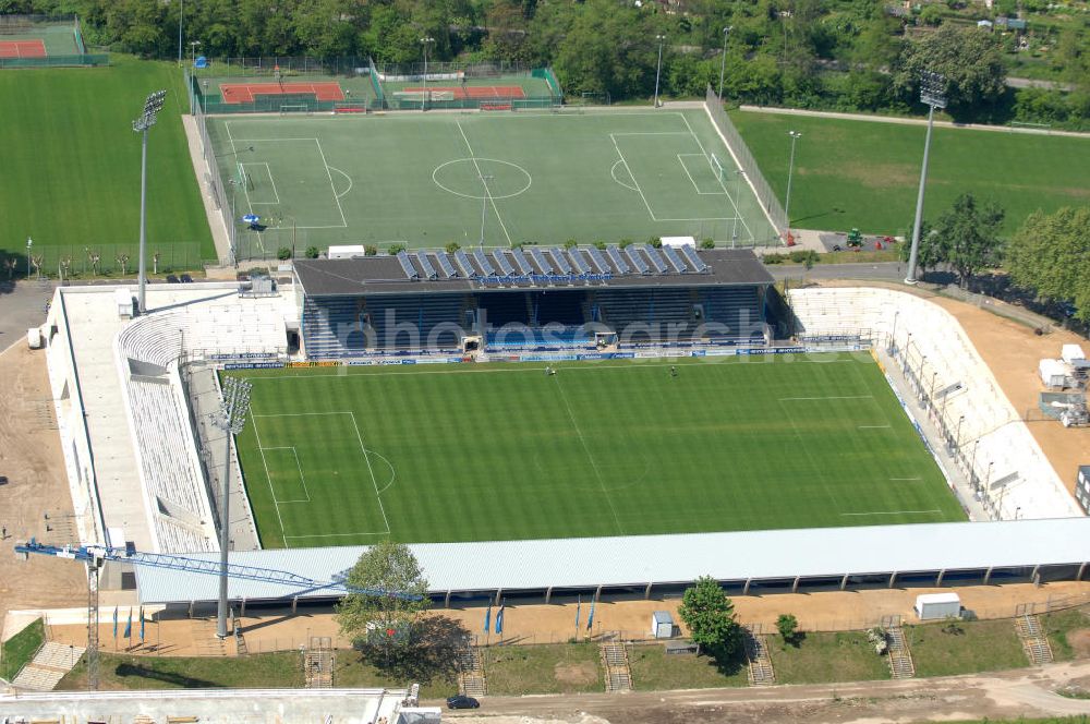 Aerial image Frankfurt Main - Blick auf den Umbau des Frankfurter Volksbank-Stadions (vormals Stadion Am Bornheimer Hang). Der DFL erteilte im Rahmen des Lizensierungsverfahrens dem umgebauten Volksbank Stadion die Zulassung für die 2. Bundesliga. View of the reconstruction of the Frankfurter Volksbank Stadium (formerly Stadium on Bornheimer Hang). The DFL issued under the licensing procedure, the converted Volksbank Stadion approval for the second Bundesliga.