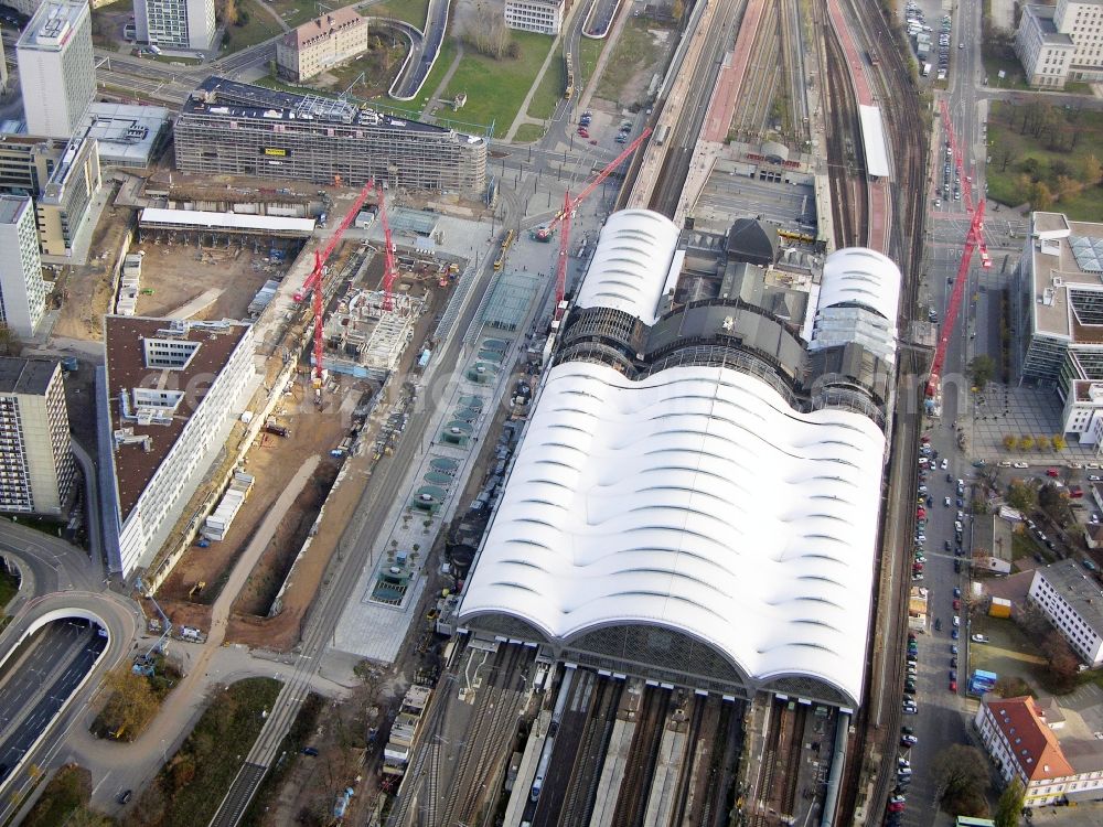 Dresden from above - Track progress and building of the main station of the railway in Dresden in the state Saxony, Germany