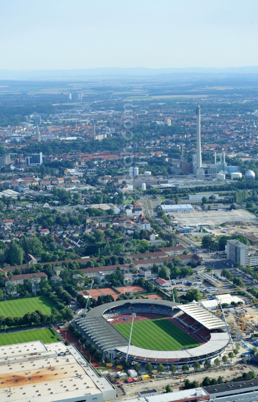 Aerial photograph Braunschweig - Renovations at Eintracht stadium in Brunswick. The stadium was built in 1923 and has capacity for 25,000 spectators. It is the home stadium of the football club Eintracht Braunschweig