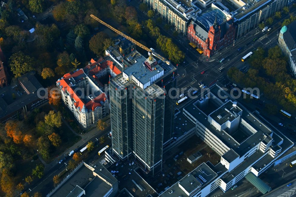 Berlin from the bird's eye view: Highrise building of the Steglitzer Kreisel - UeBERLIN Wohntower complex on Schlossstrasse in the district of Steglitz in Berlin