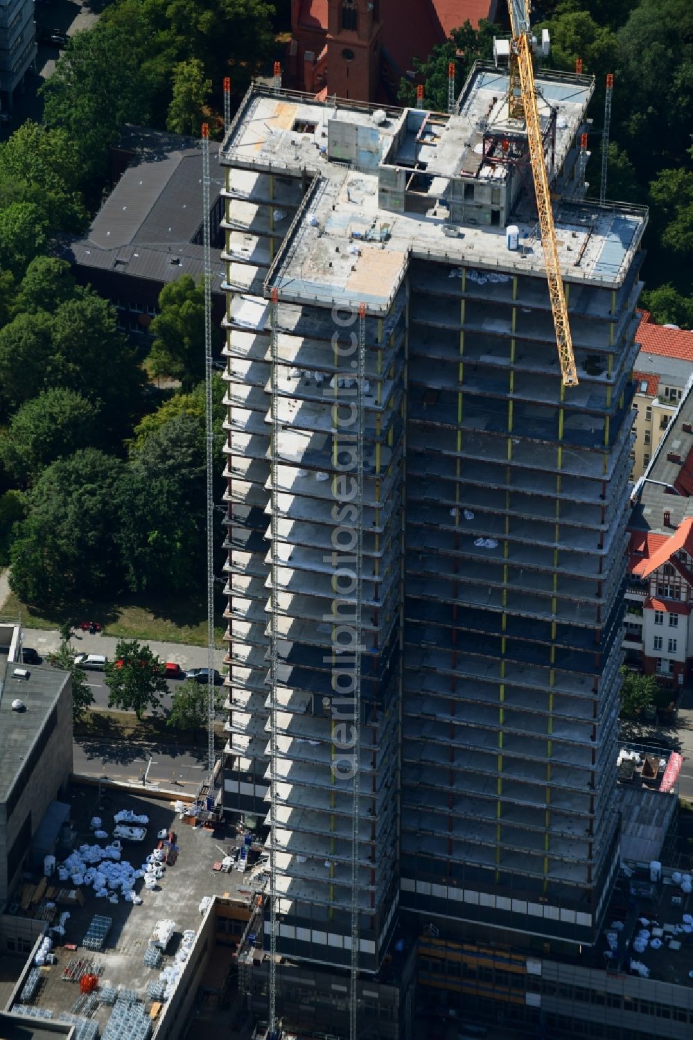 Aerial image Berlin - Highrise building of the Steglitzer Kreisel - UeBERLIN Wohntower complex on Schlossstrasse in the district of Steglitz in Berlin