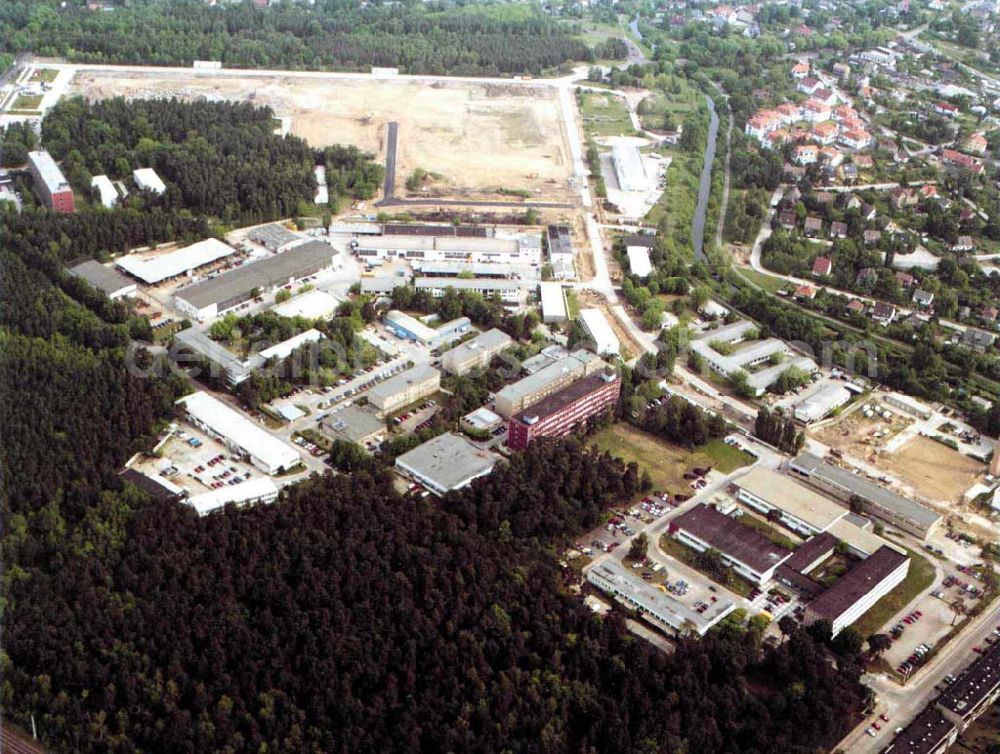 Berlin - Köpenick from above - Umbau des Innovationspark Wuhlheide GmbH Berlin.