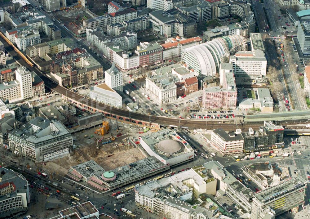 Aerial photograph Berlin-Tiergarten - Umbau des Kurfürstendamm am Bereich des Kaffee Kranzler und Fertigstellung des Ludwig-Erhard-Hauses (Börse-IHK)