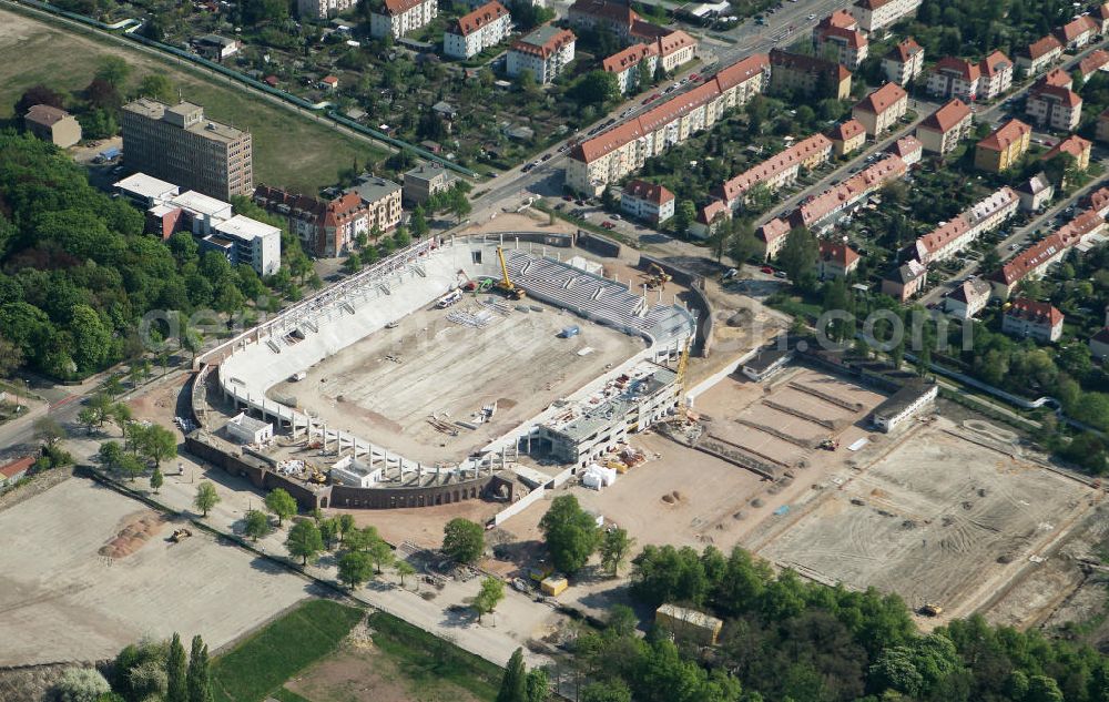 Halle / Saale from above - Umbau des Kurt-Wabbel-Stadions in den neuen Erdgas Sportpark in Halle. Das Stadion erhält erweiterte und umgebaute Ränge. Reconstruction of the football stadium Halle.