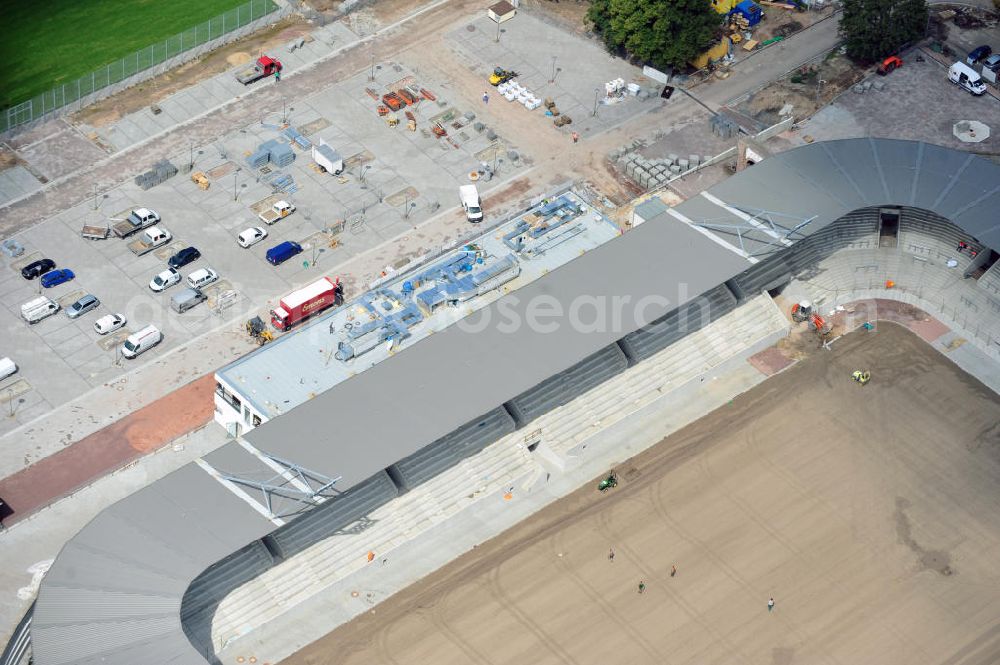 Halle / Saale from the bird's eye view: Umbau des Kurt-Wabbel-Stadions in den neuen Erdgas Sportpark in Halle. Das Stadion erhält erweiterte und umgebaute Ränge. Reconstruction of the football stadium Halle.