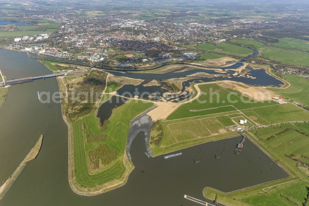 Wesel from the bird's eye view: Reconstruction of lip mouth at the Rhine near Wesel and restoration of riparian areas and near Wesel in North Rhine-Westphalia