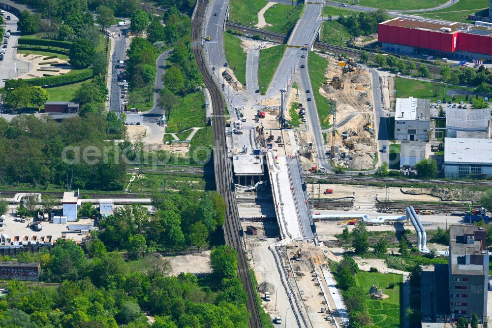 Berlin from the bird's eye view: Construction site for a replacement building for the renovation, renewal and repair of the bridge structure Marzahner Bruecke on Landsberger Allee in the Marzahn district of Berlin, Germany