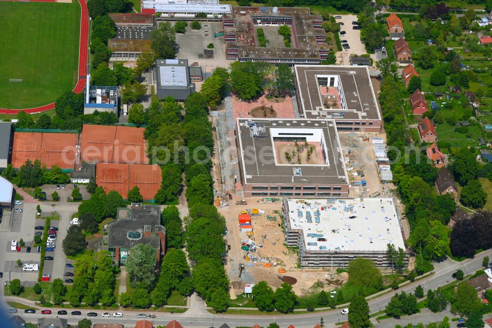 Aerial photograph Oldenburg in Holstein - Construction sites for the reconstruction, expansion and modernization of the school building and campus Freiherr-vom-Stein-Gymnasium and the Wagrienschule on Adolf-Friedrich-Strasse in Oldenburg in Holstein in the federal state of Schleswig-Holstein, Germany