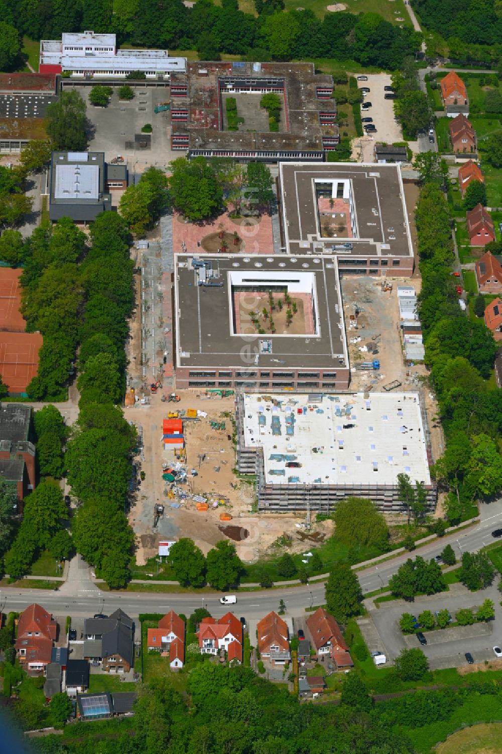 Oldenburg in Holstein from above - Construction sites for the reconstruction, expansion and modernization of the school building and campus Freiherr-vom-Stein-Gymnasium and the Wagrienschule on Adolf-Friedrich-Strasse in Oldenburg in Holstein in the federal state of Schleswig-Holstein, Germany