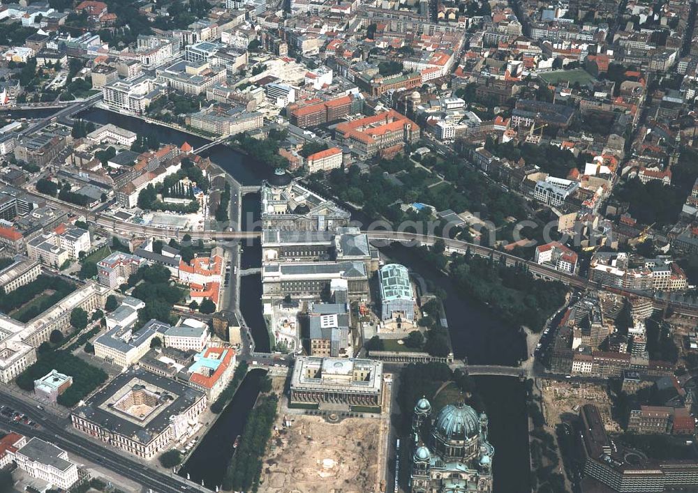 Berlin from the bird's eye view: Umbau der Museumsinsel in Berlin-Mitte.