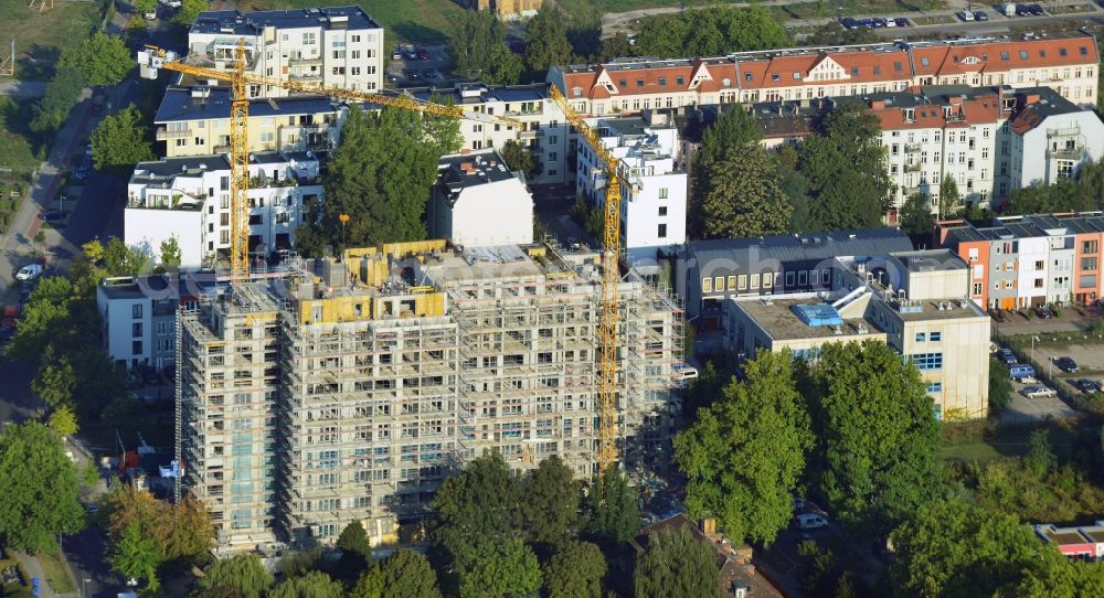 Berlin from the bird's eye view: View of the reconstruction of the building made with precast concrete slabs in Berlin Friedrichshain Kreuzberg