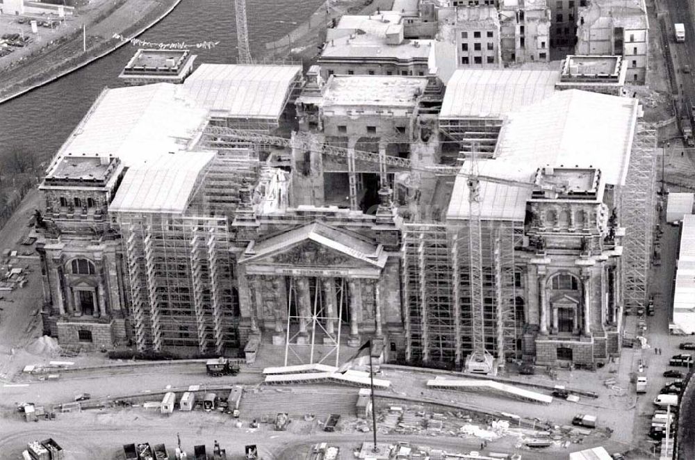 Berlin - Tiergarten from above - Umbau Reichstag