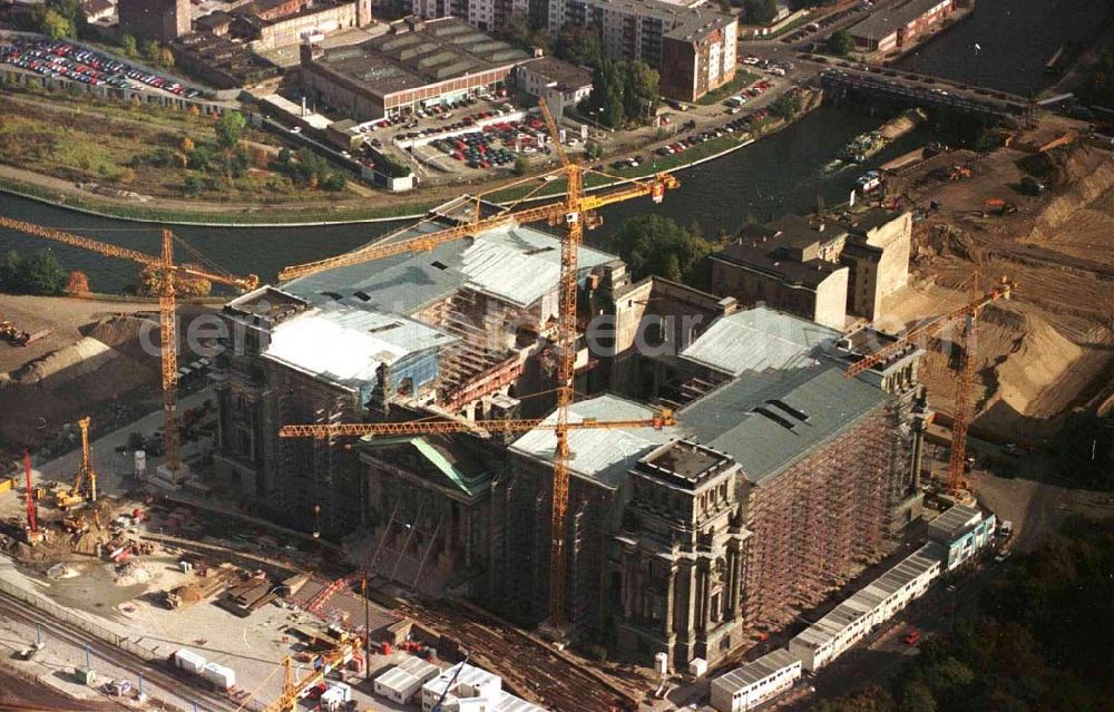 Aerial image Berlin - Umbau Reichstag Jede Verwendung nur mit Urheberangabe: 