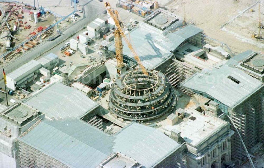 Aerial photograph Berlin - Tiergarten - Umbau des Reichstages und des Spreebogens zum Regierungsviertel