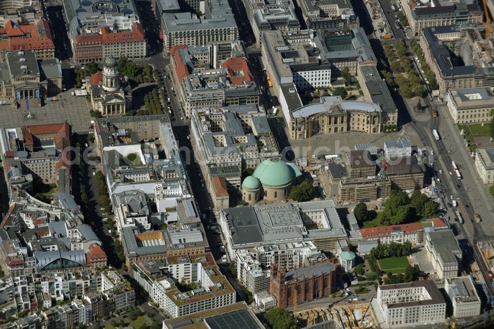 Aerial photograph Berlin - View of the reconstruction and renovation of the building of the Staatsoper Unter den Linden in Berlin at Bebelplatz. It is the oldest opera house and theater building in Berlin. A new building will serve as stacks and warehouse for the Staatsoper Komplex. The architect HG Merz is a overseeing the reconstruction of the historical building complex