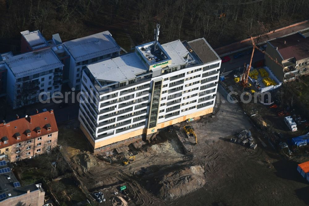 Halle (Saale) from the bird's eye view: Reconstruction and new construction of high-rise building Parkviertel in the district Gesundbrunnen in Halle (Saale) in the state Saxony-Anhalt, Germany