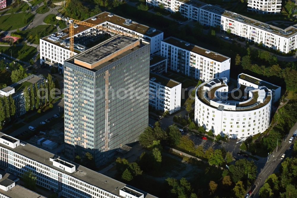 Aerial photograph München - Reconstruction and new construction of high-rise building Siemens-Hochhaus on Baierbrunner Strasse in the district Obersendling in Munich in the state Bavaria, Germany