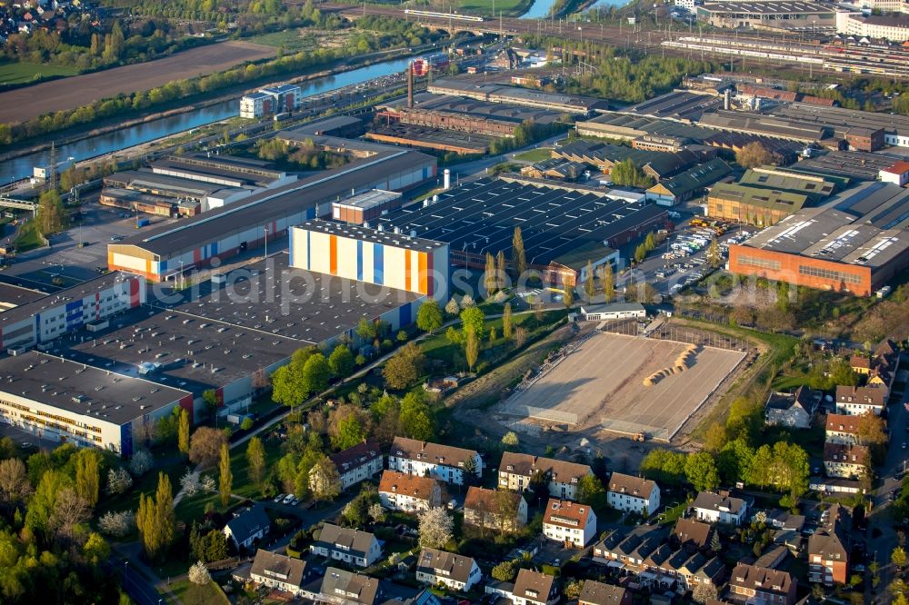 Hamm from the bird's eye view: Renovation and redevelopment works at the football grounds on Augustastrasse in Hamm in the state of North Rhine-Westphalia