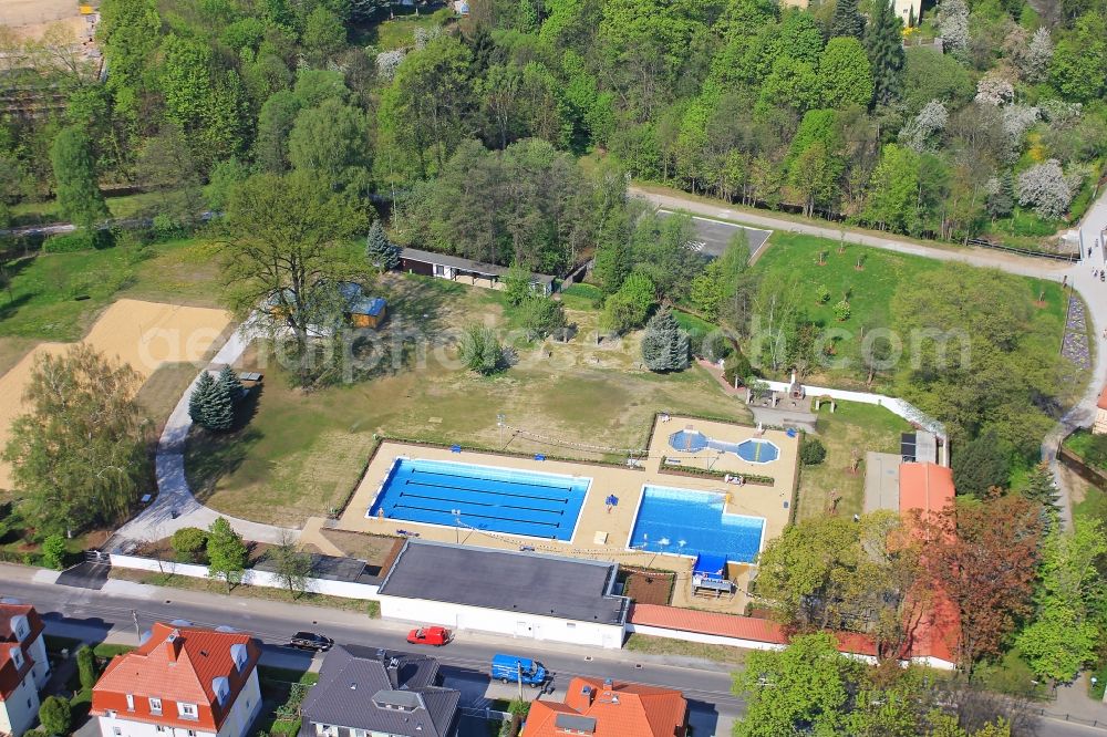 Löbau from above - Remodeling and renovation work at the swimming pool Herrmannbad Löbau in Saxony