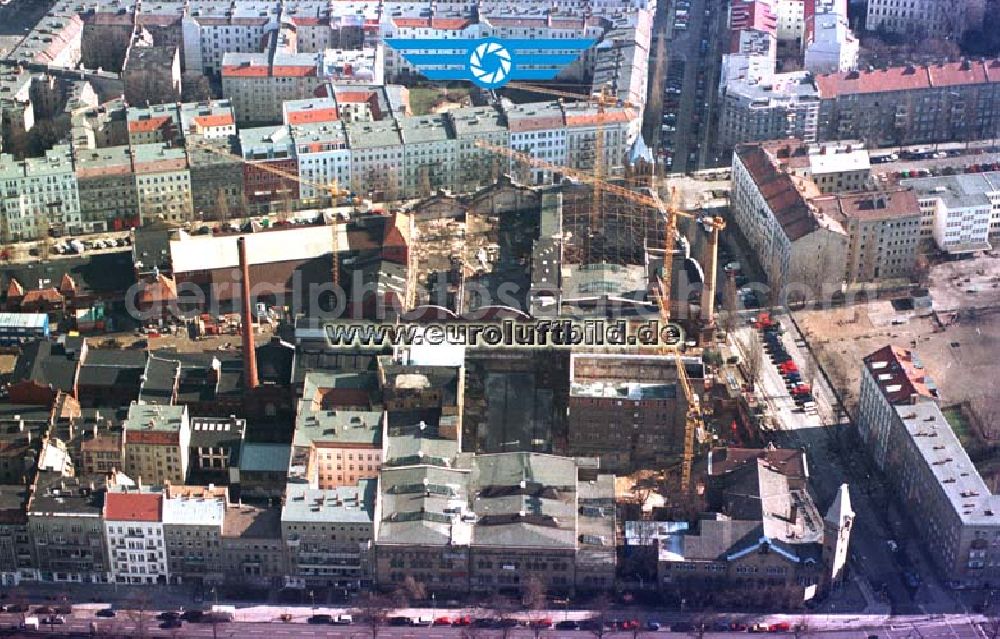 Berlin - Prenzlauer Berg from above - Umbau der Schultheiß-Brauerei an der Schönhauser Allee.